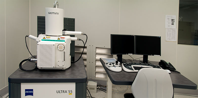 Scanning electron microscope Zeiss Ultra 55